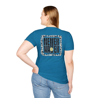 NEVER WAVER Be The Light Unisex Soft style T-Shirt