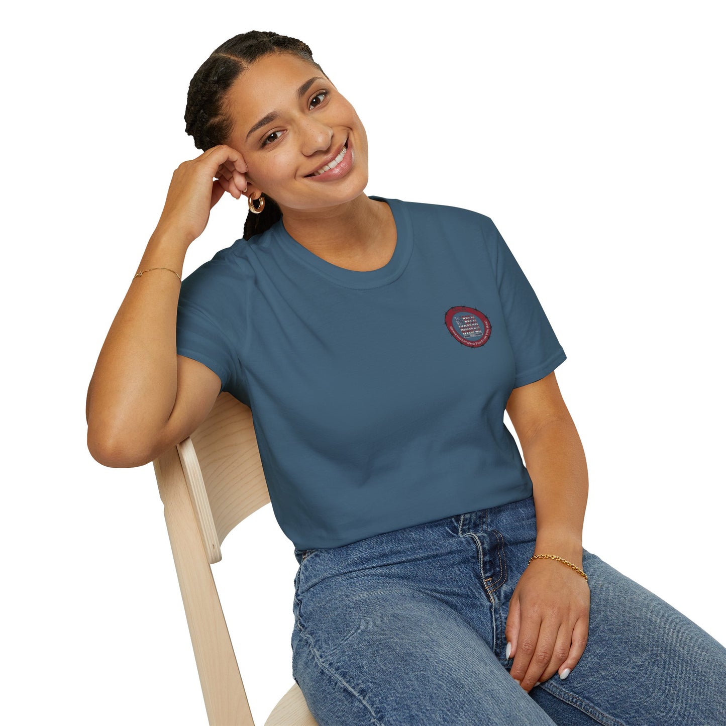 'Never Waver Remember who the F@{k you are' Circular Barbed-Wire Logo Graphic T-Shirt