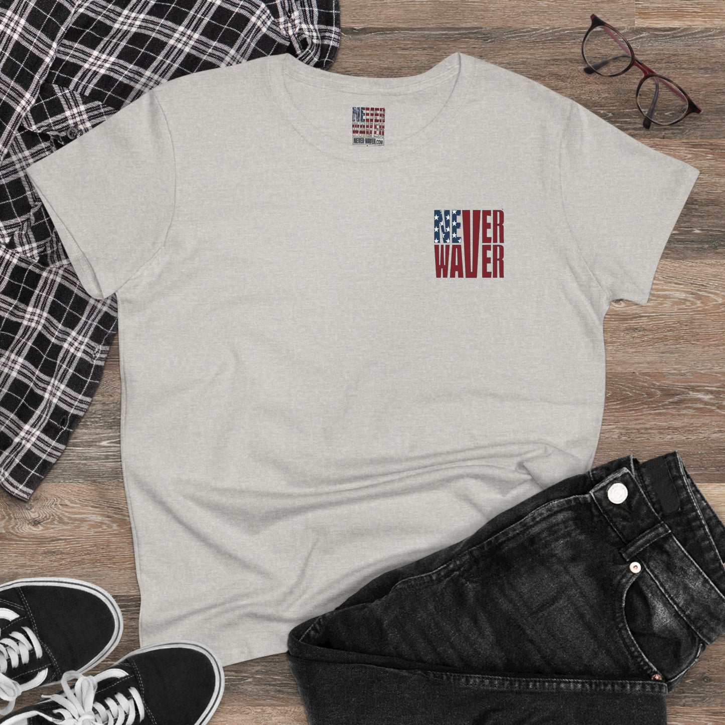 Never Waver Jesus Protecting America And Trump Women's Midweight Cotton Tee
