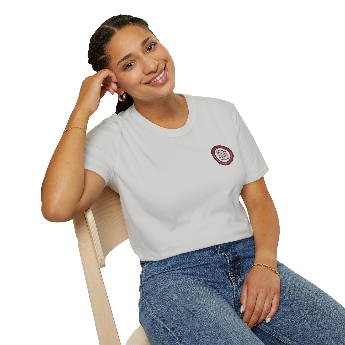 'Never Waver Remember who the F@{k you are' Circular Barbed-Wire Logo Graphic T-Shirt