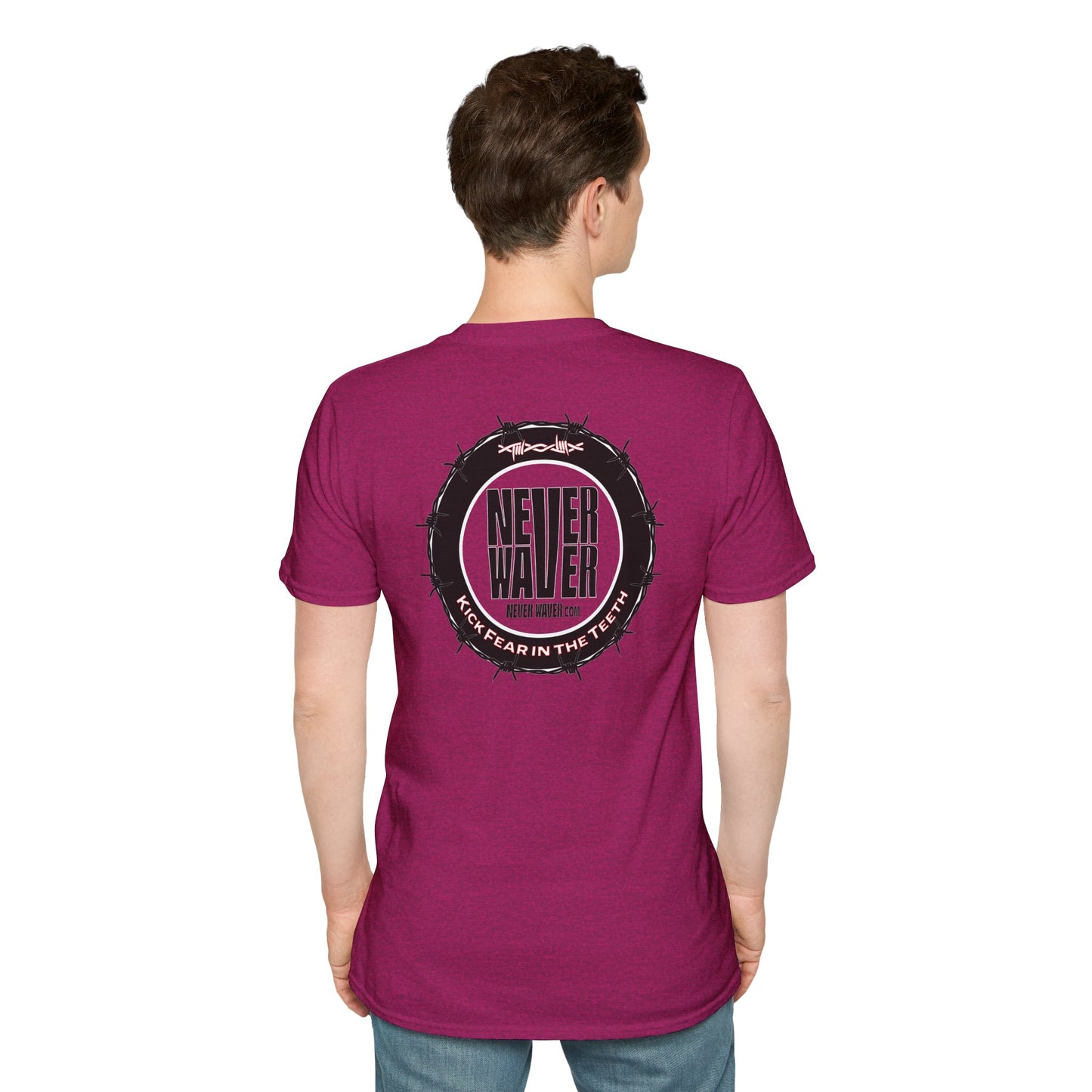 NEVER WAVER KICK FEAR IN THE TEETH Unisex Softstyle T-Shirt