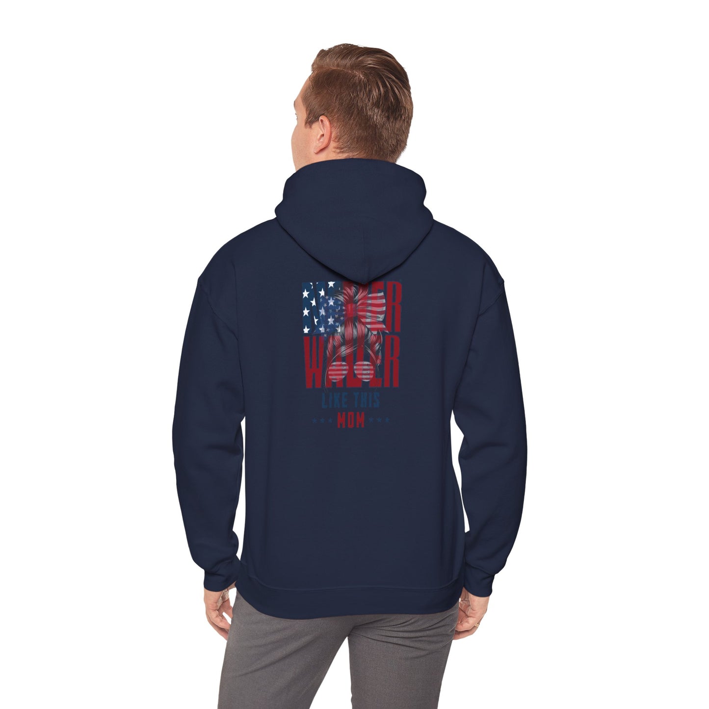 Never Waver Like This Mom Patriotic Unisex Heavy Blend™ Hoodie