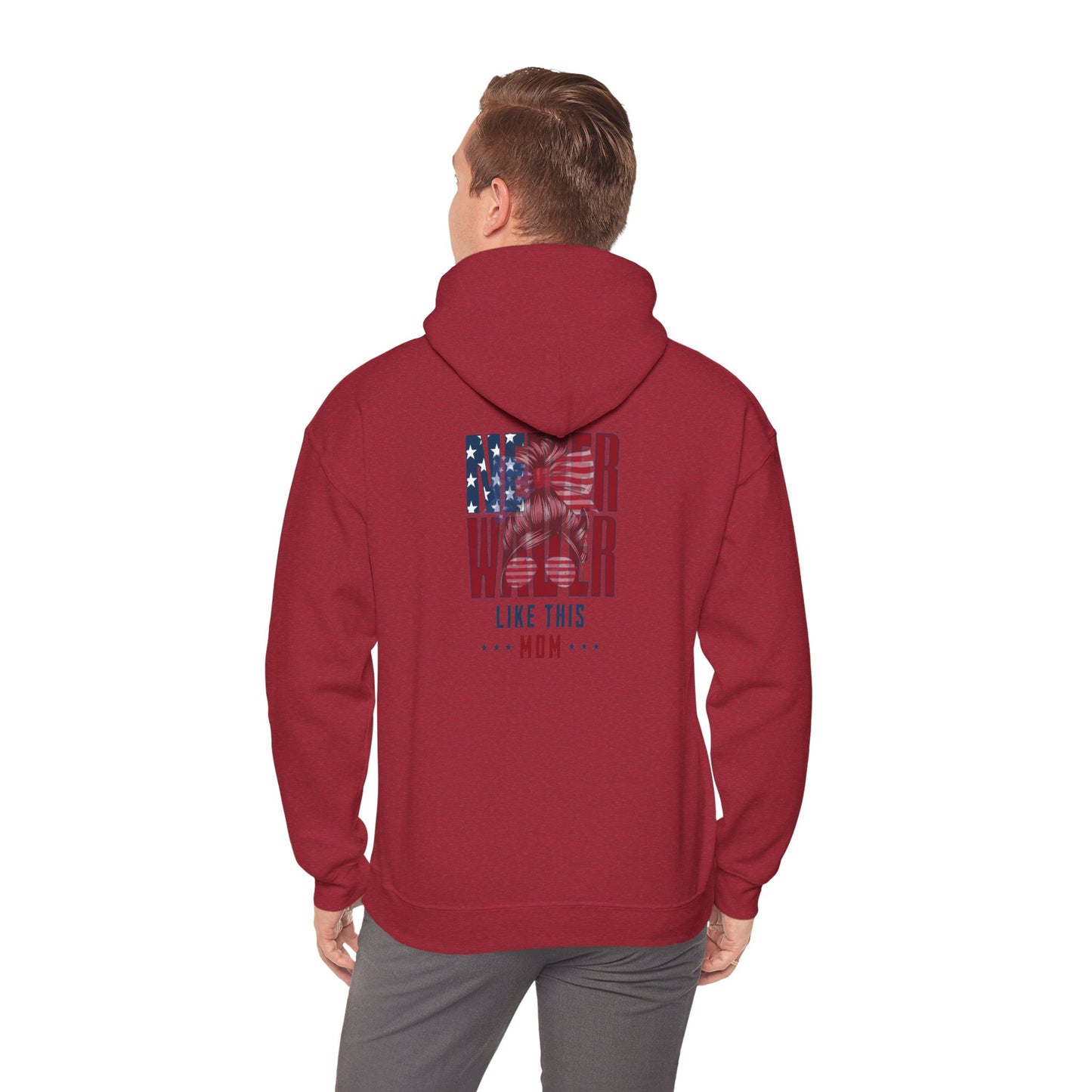Never Waver Like This Mom Patriotic Unisex Heavy Blend™ Hoodie