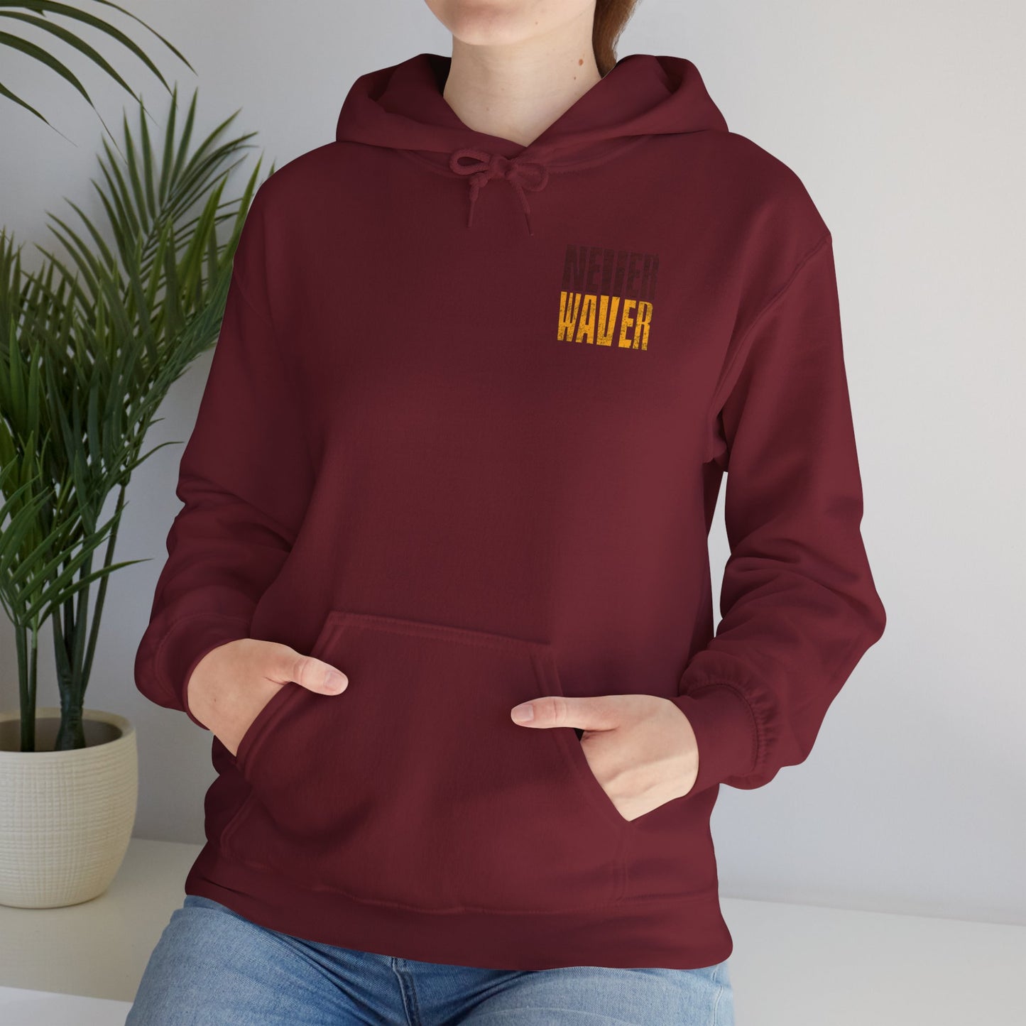 'Washington Fans Never Waver' Design for Sports Fans Comfortable Unisex Heavy Blend™ Hooded Sweatshirt
